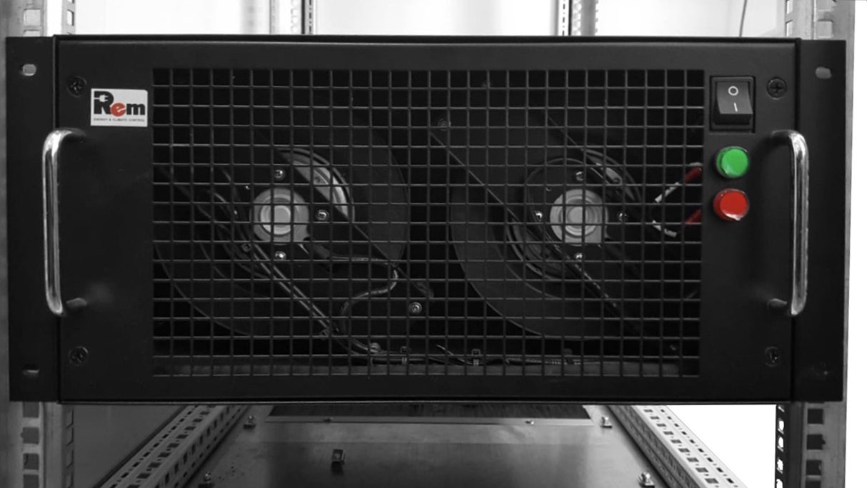 Кондиционер 19" 5U с воздушным охлаждением 3,5 кВт